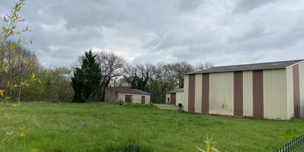 local industriel à LAVARDAC (47230)